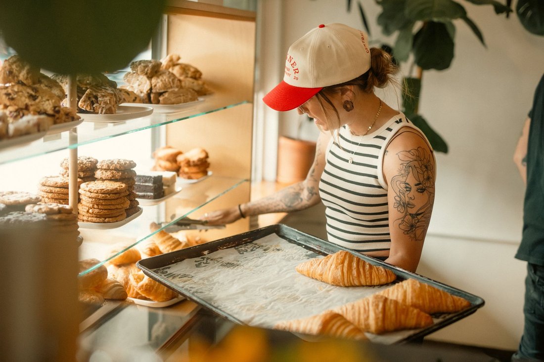 how to get more customers for bakeries